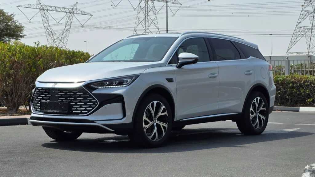 بي واي دي تانج 2025