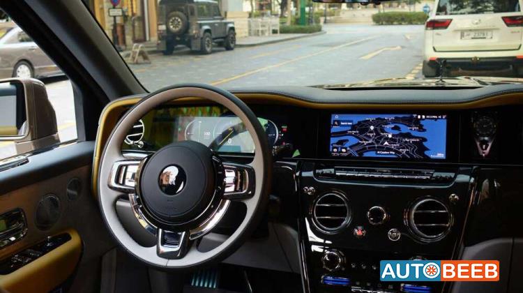 Rolls Royce Cullinan 2025