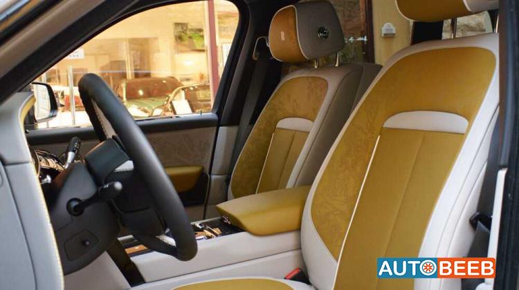 Rolls Royce Cullinan 2025