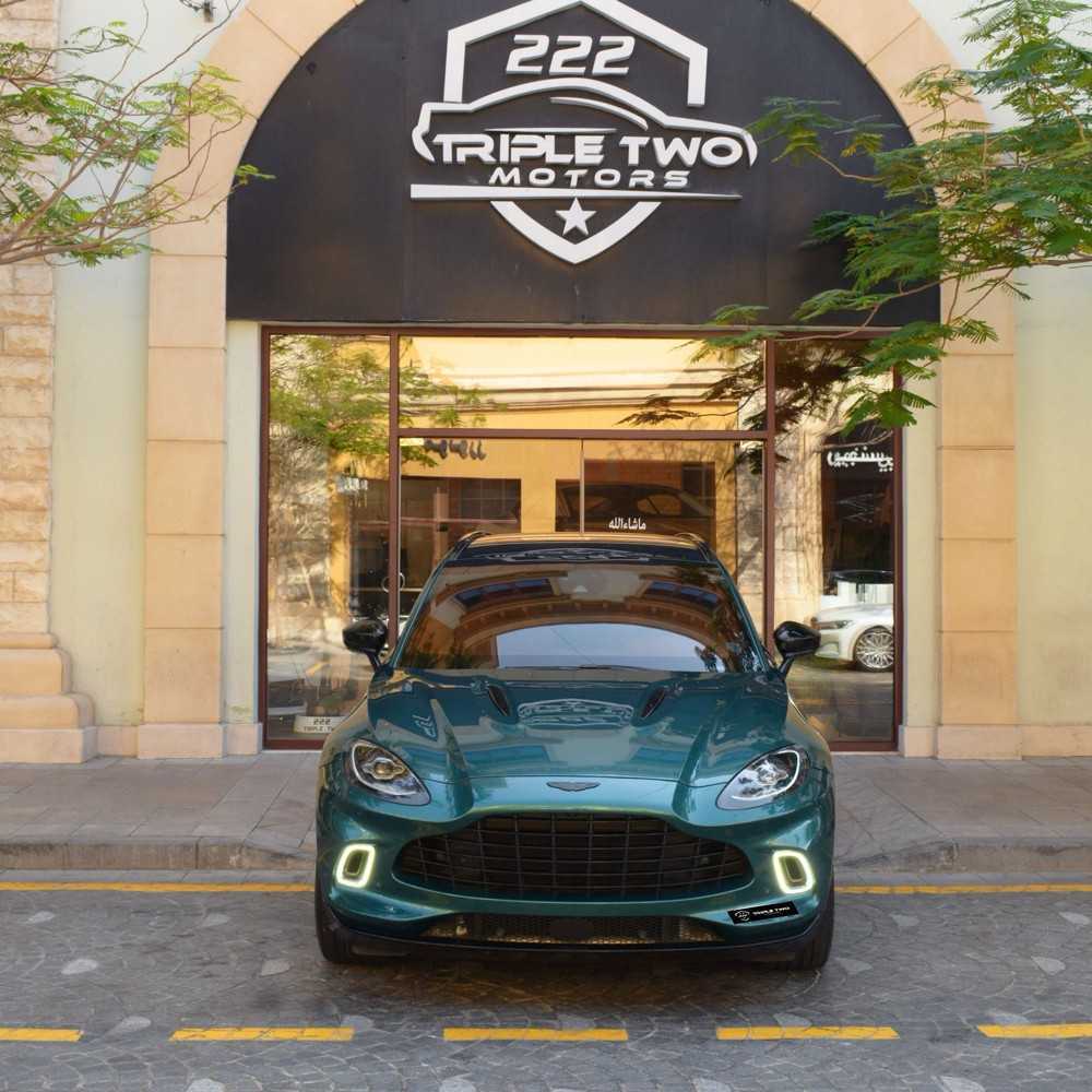 استون مارتن دي بي اس 2022