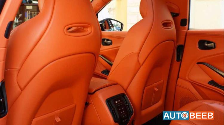 استون مارتن دي بي اس 2022