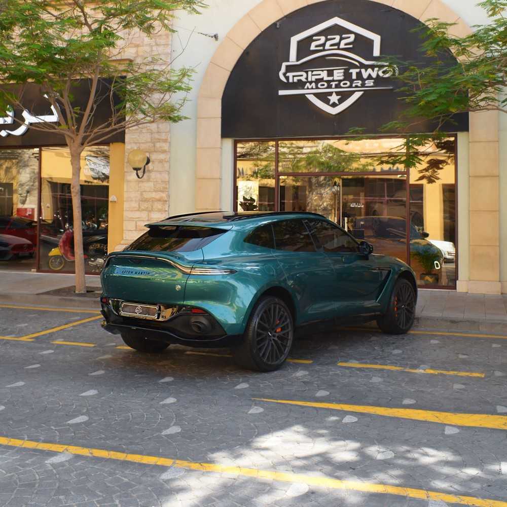 استون مارتن دي بي اس 2022