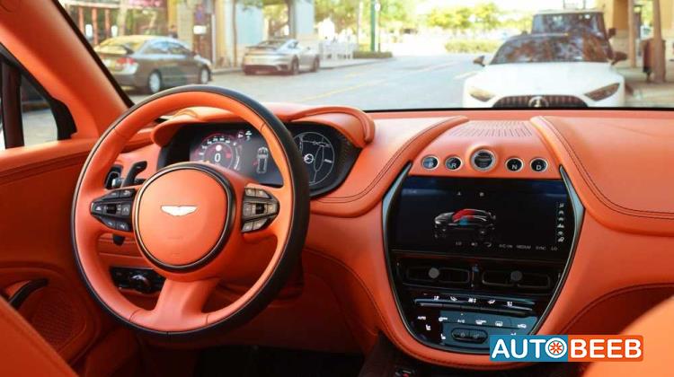 استون مارتن دي بي اس 2022