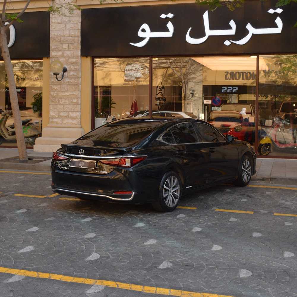 لكزس ES300 2020