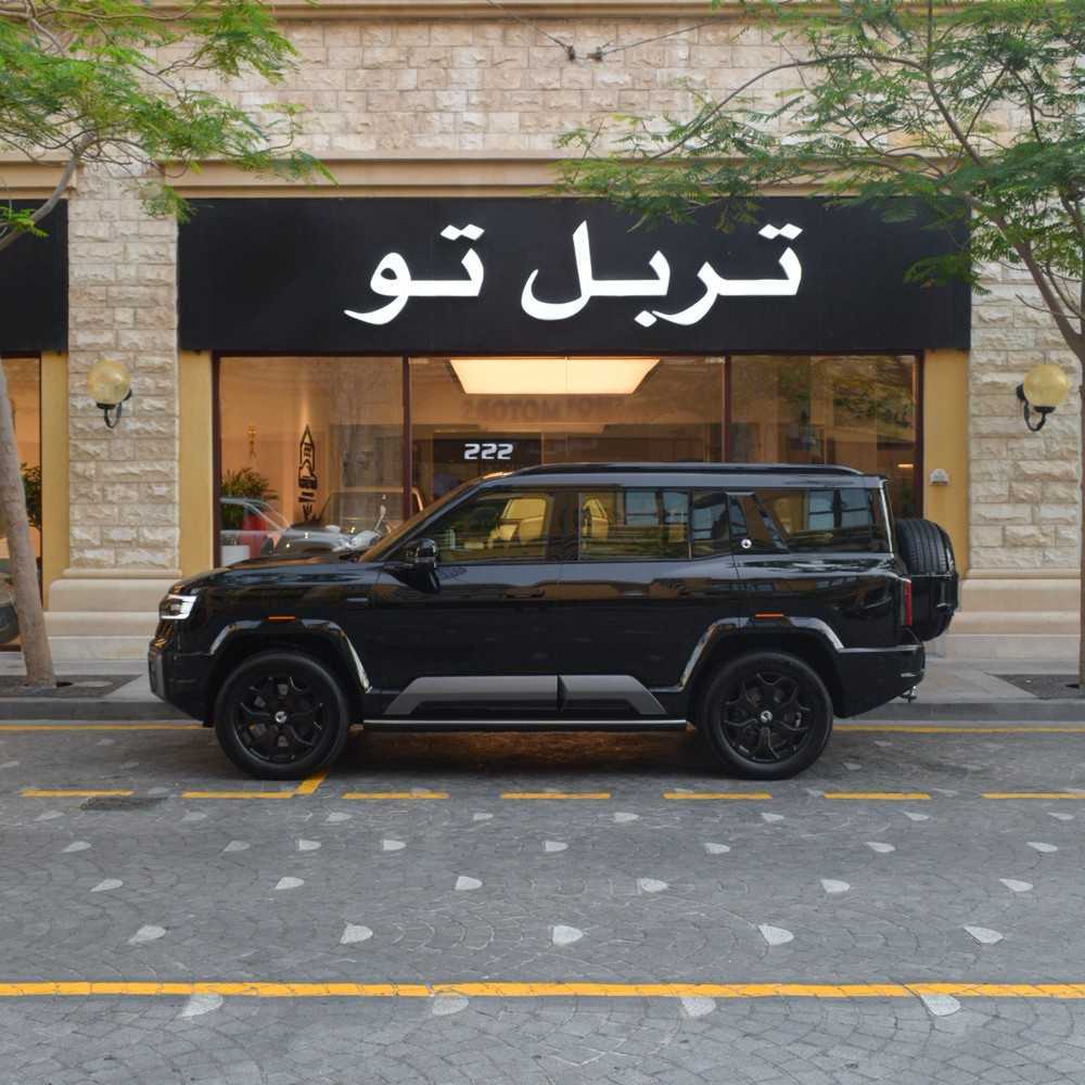 دينزا B8 2026