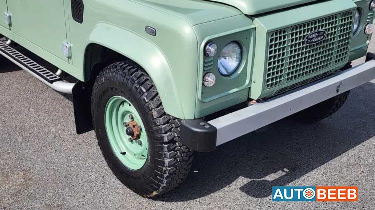 Land Rover Defender 2016