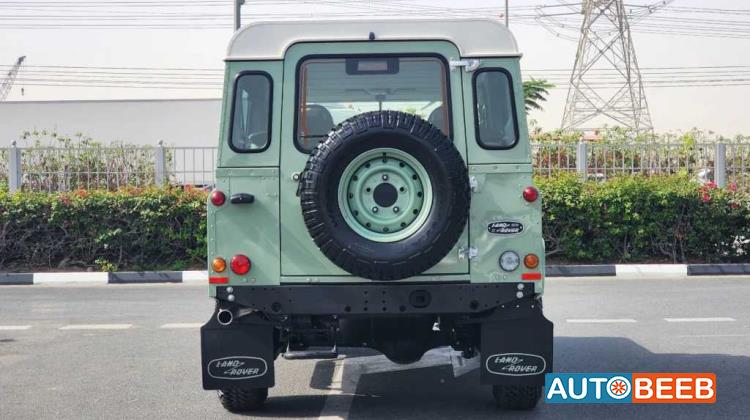Land Rover Defender 2016