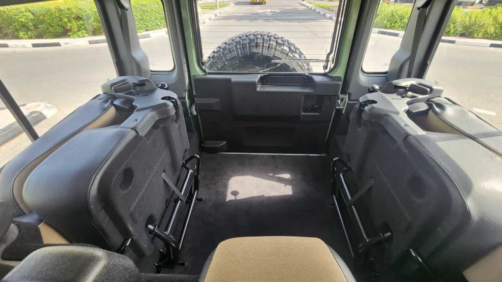 Land Rover Defender 2016