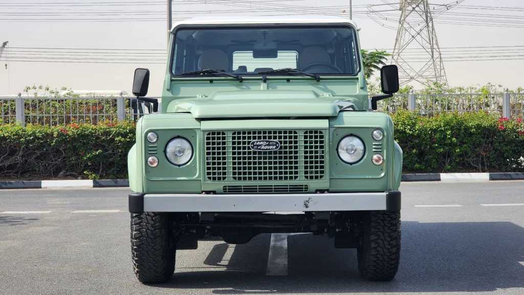Land Rover Defender 2016