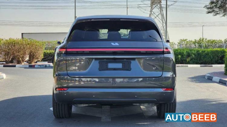Li Auto L7 2025