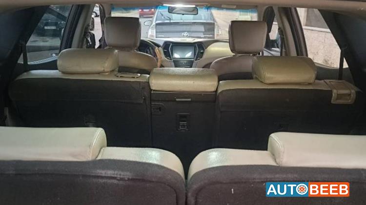 Hyundai Santa Fe 2013