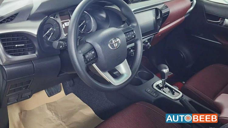 Toyota Hilux 2025