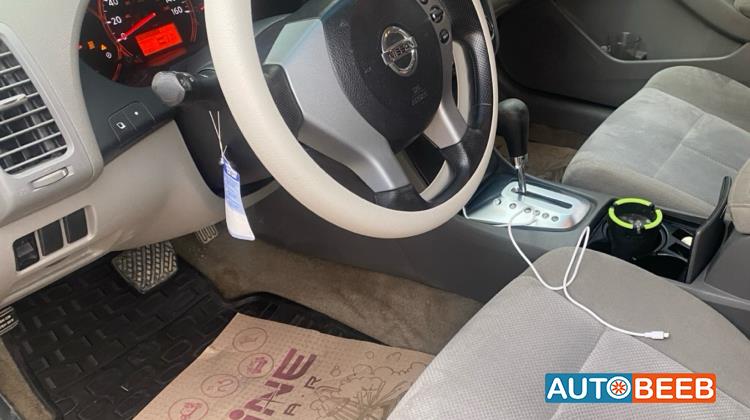 Nissan Altima 2009