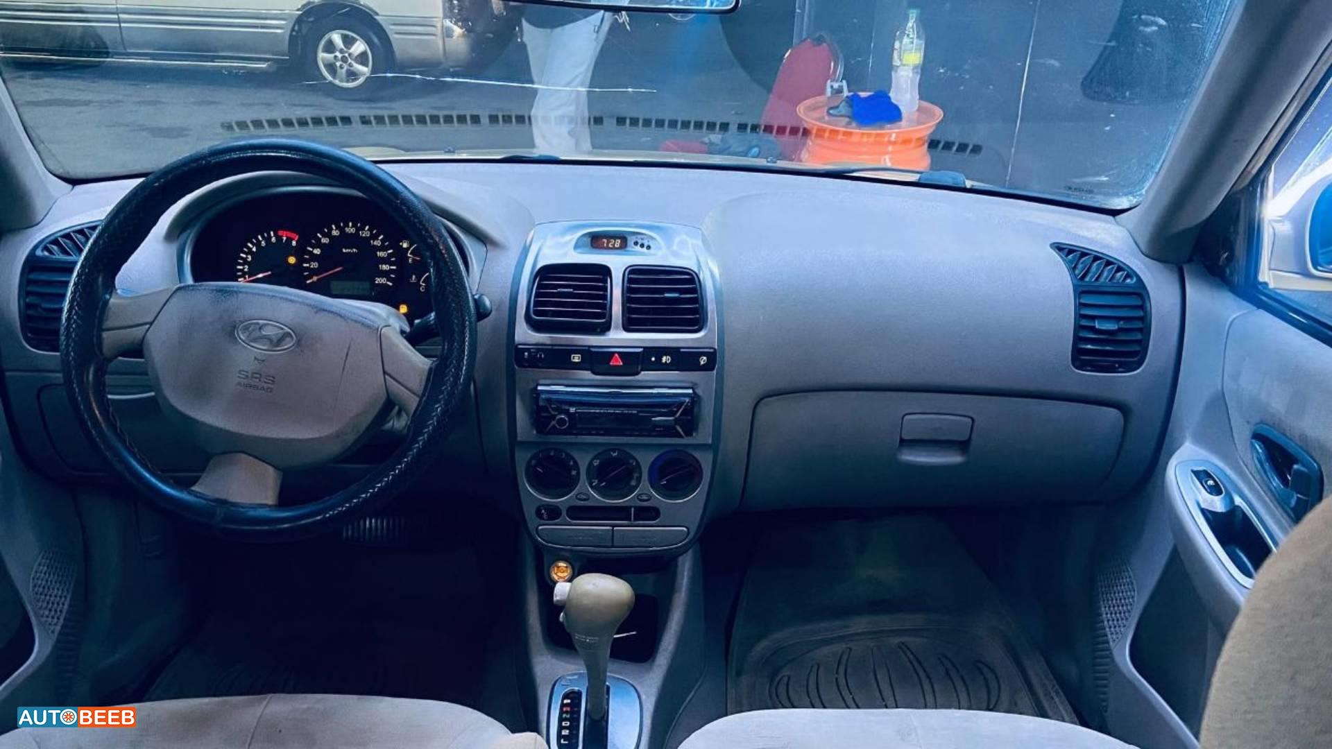 هيونداي فيرنا 2002