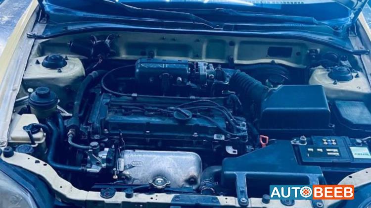 هيونداي فيرنا 2002