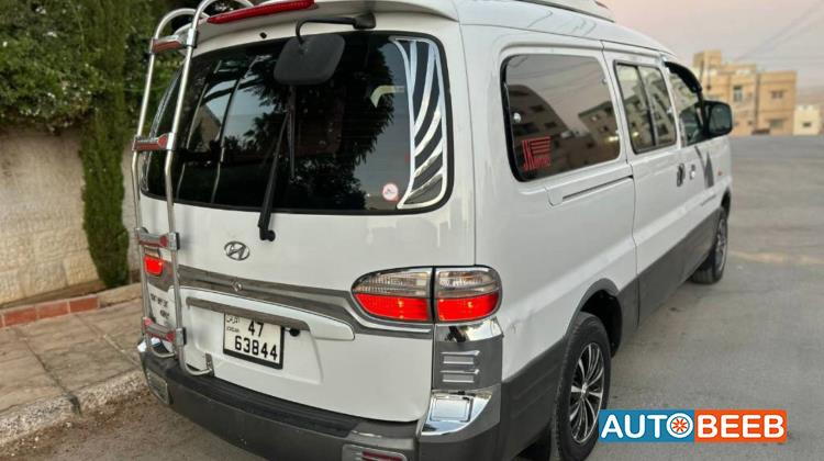 Minibus Hyundai 2005