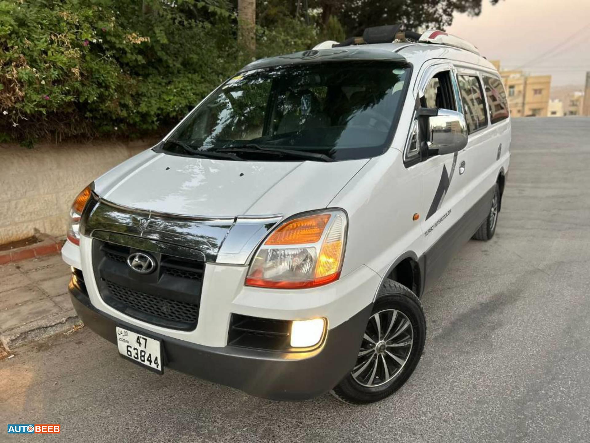 Minibus Hyundai 2005