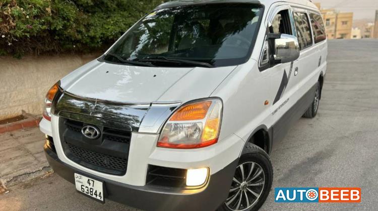 Minibus Hyundai 2005
