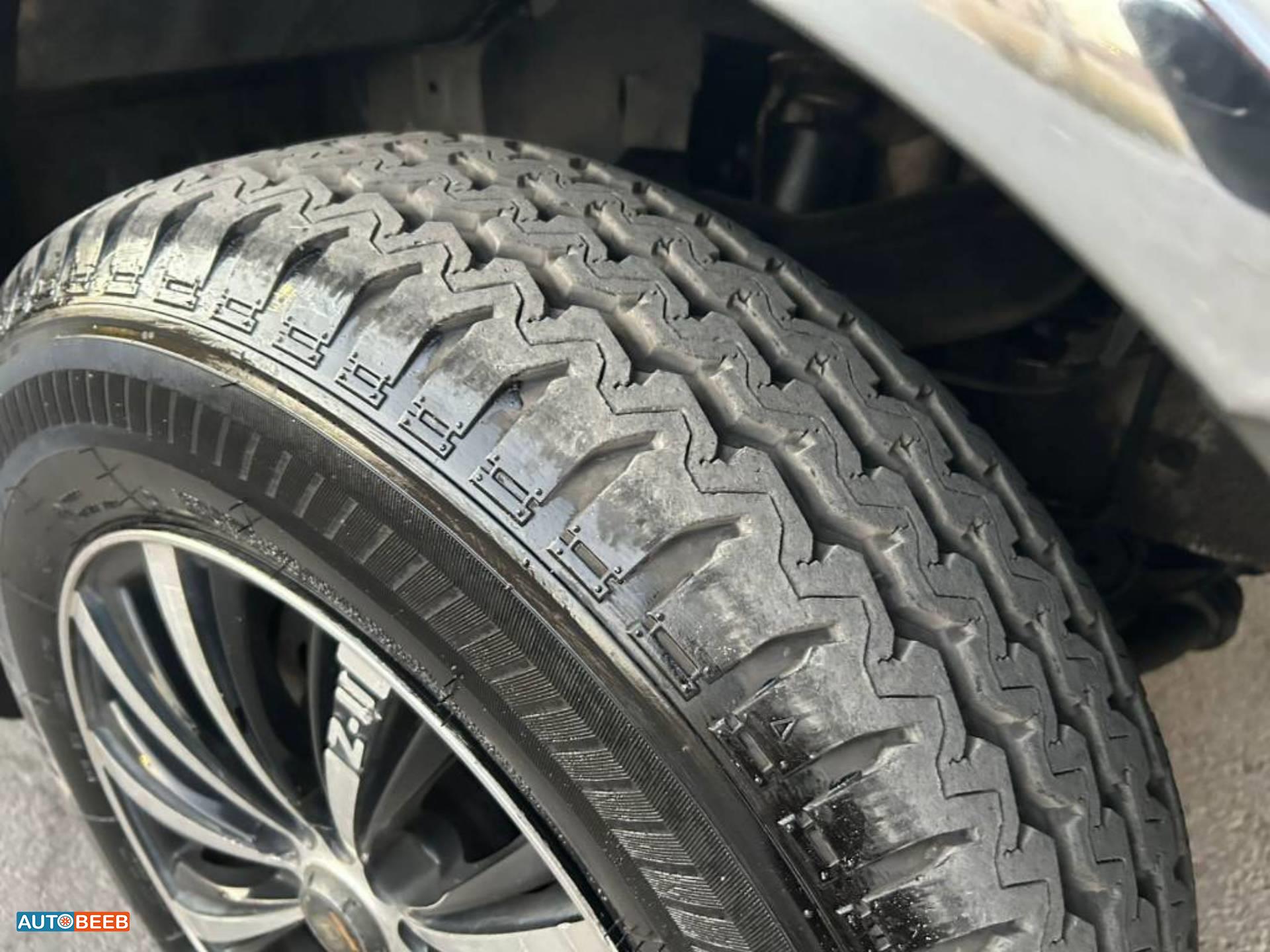 Minibus Hyundai 2005