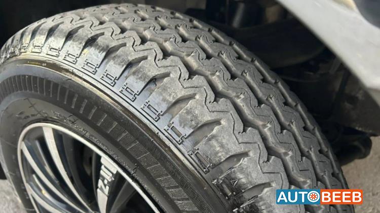 Minibus Hyundai 2005