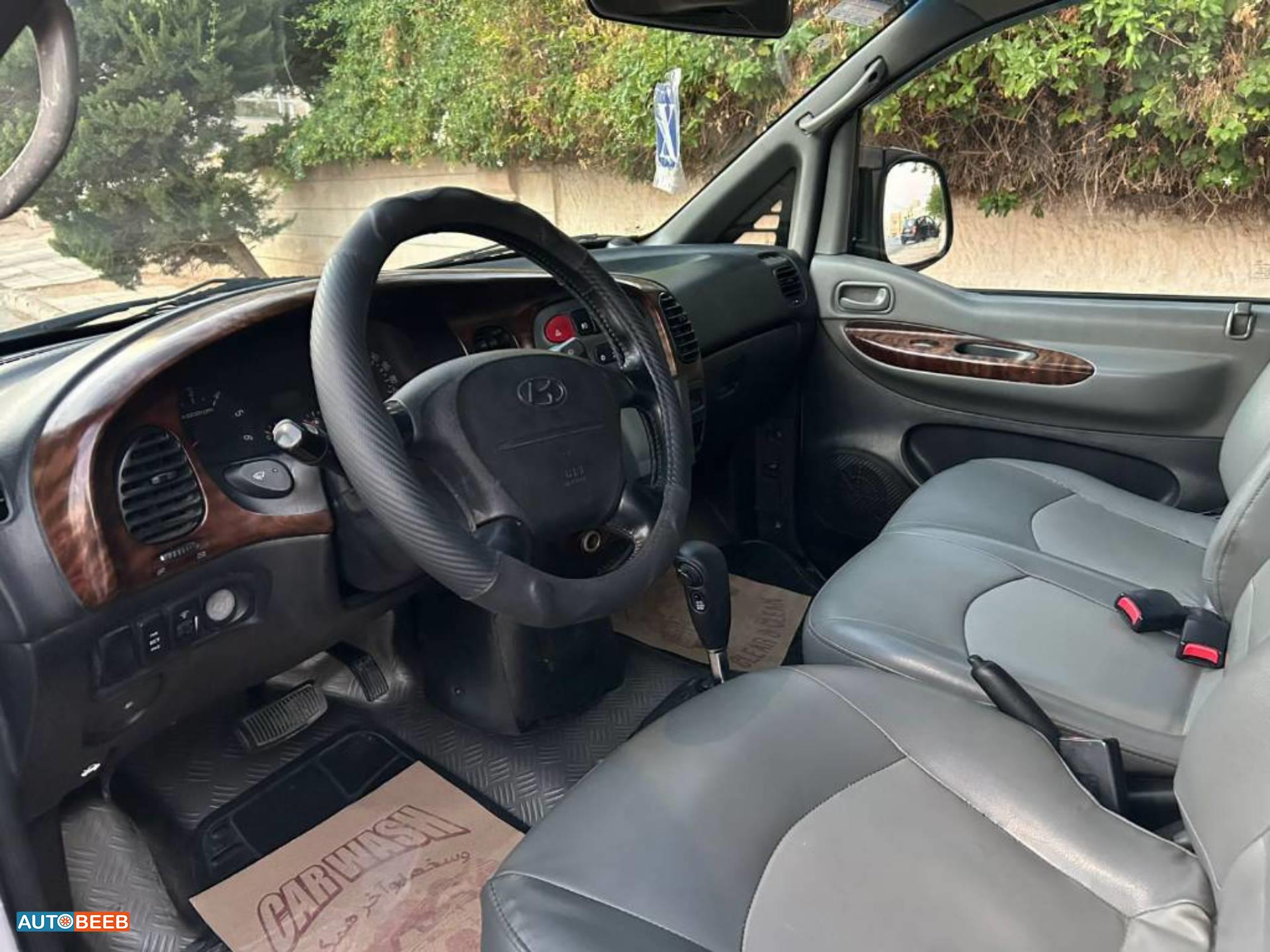 Minibus Hyundai 2005