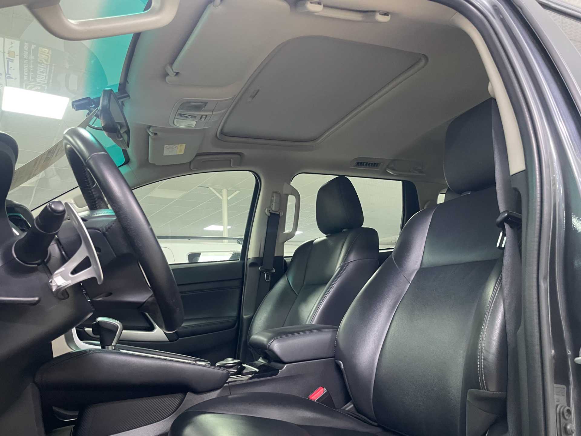 Mitsubishi Montero 2023