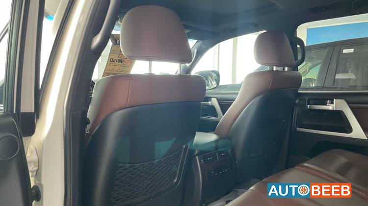 تويوتا لاندكروزر 2021