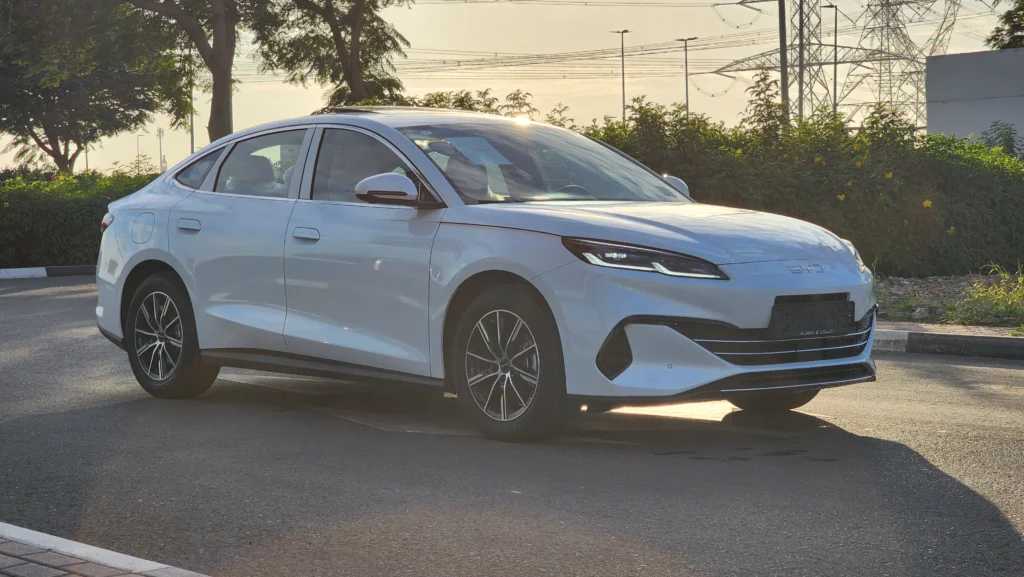 بي واي دي سيل 2024