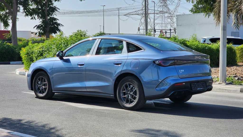 بي واي دي سيل 2024