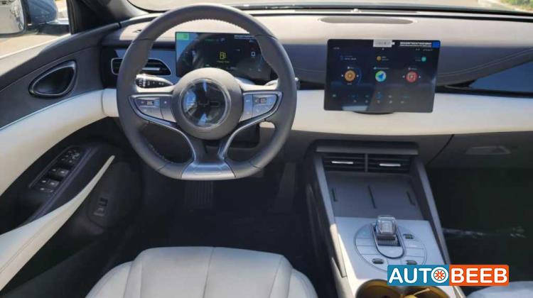 بي واي دي سيل 2024