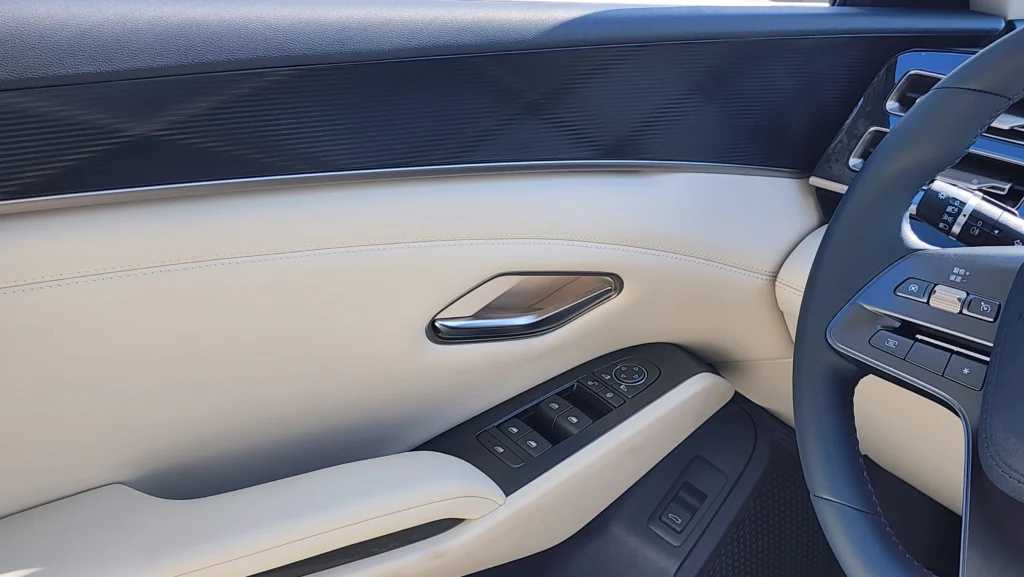 بي واي دي كين 2024