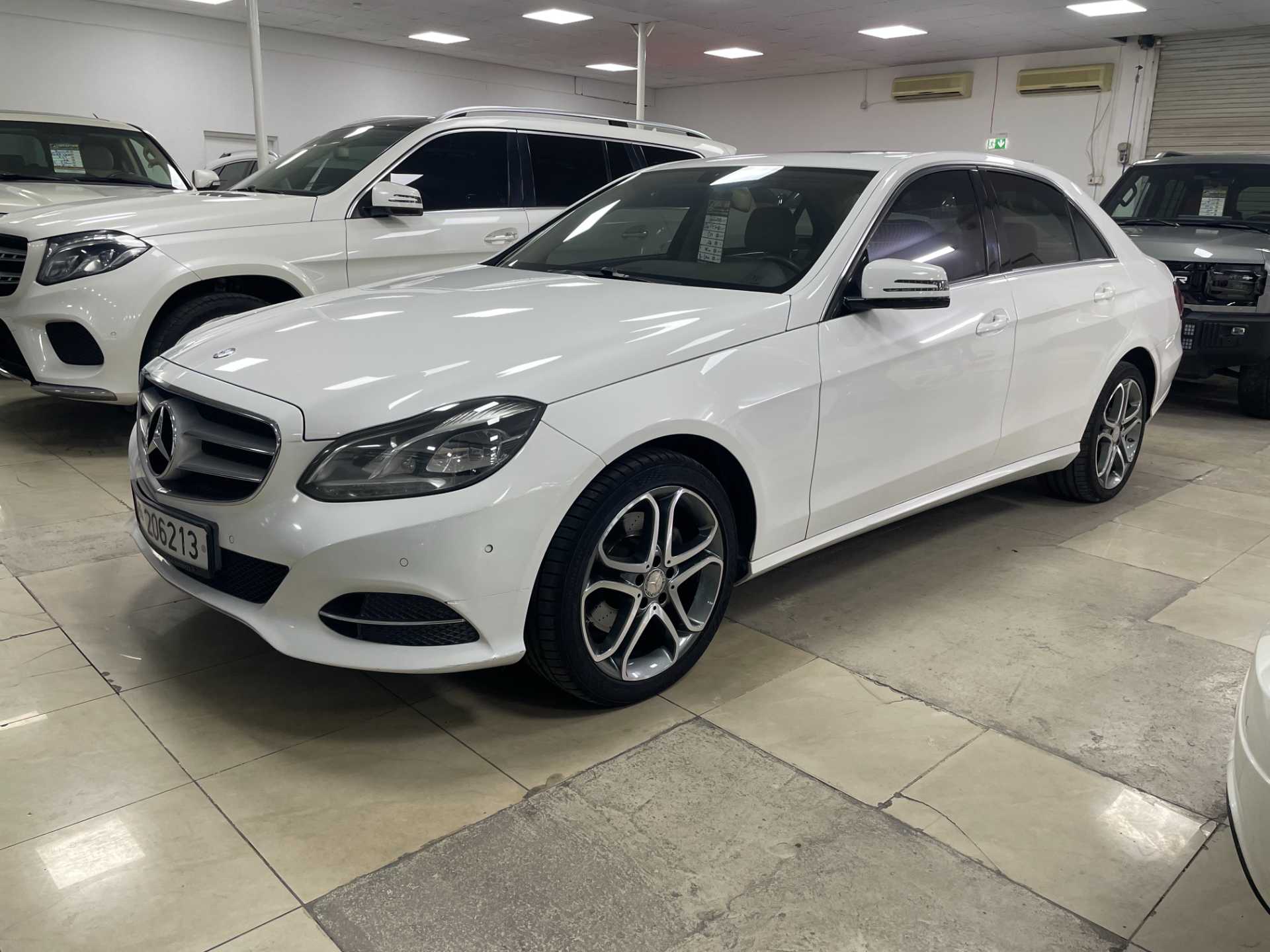 مرسيدس بنز E200 2016