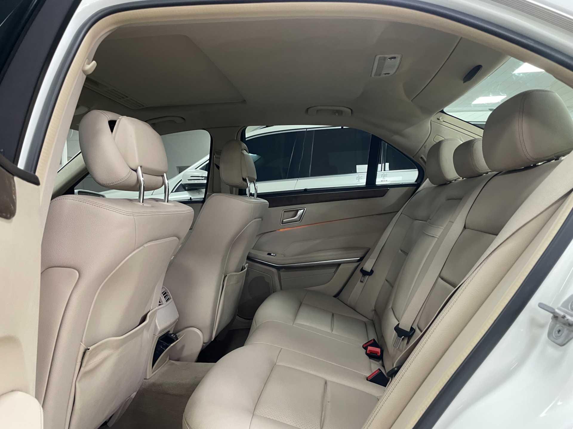 مرسيدس بنز E200 2016