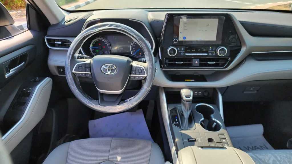 Toyota Highlander 2023
