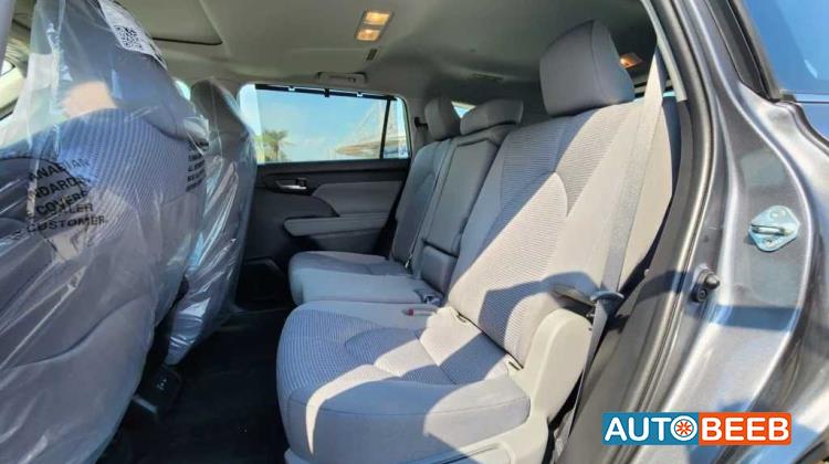 Toyota Highlander 2023