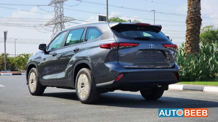 Toyota Highlander 2023