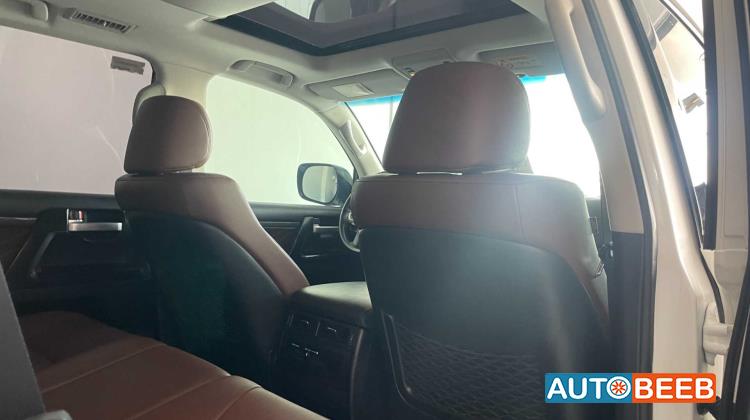 تويوتا لاندكروزر 2020