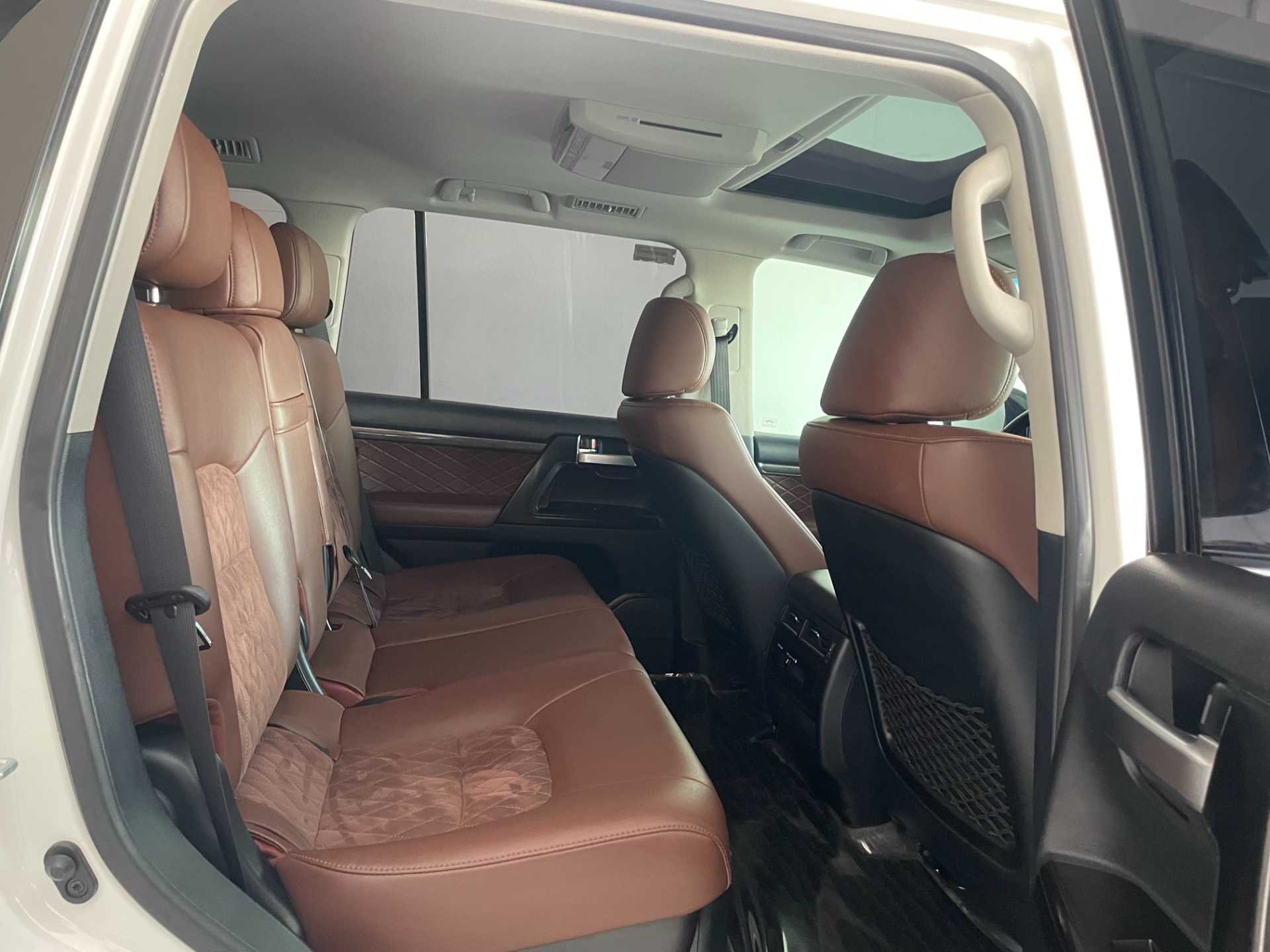 تويوتا لاندكروزر 2020