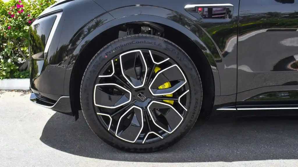 Avatr Model 011 2024