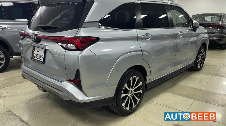 تويوتا فيلوز 2025