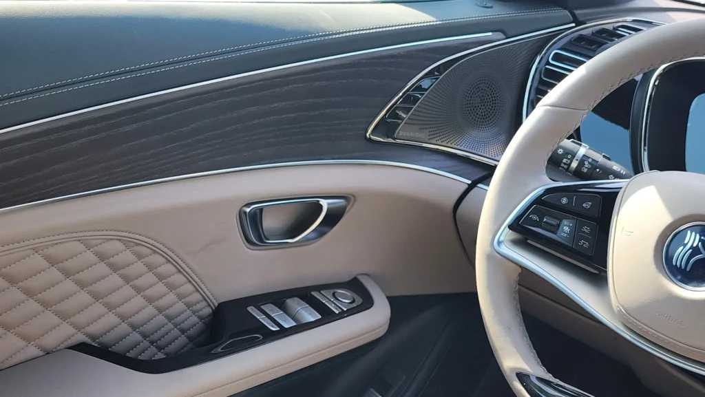 بي واي دي هان 2024