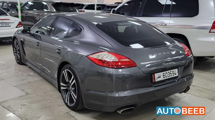 Porsche Panamera 2013