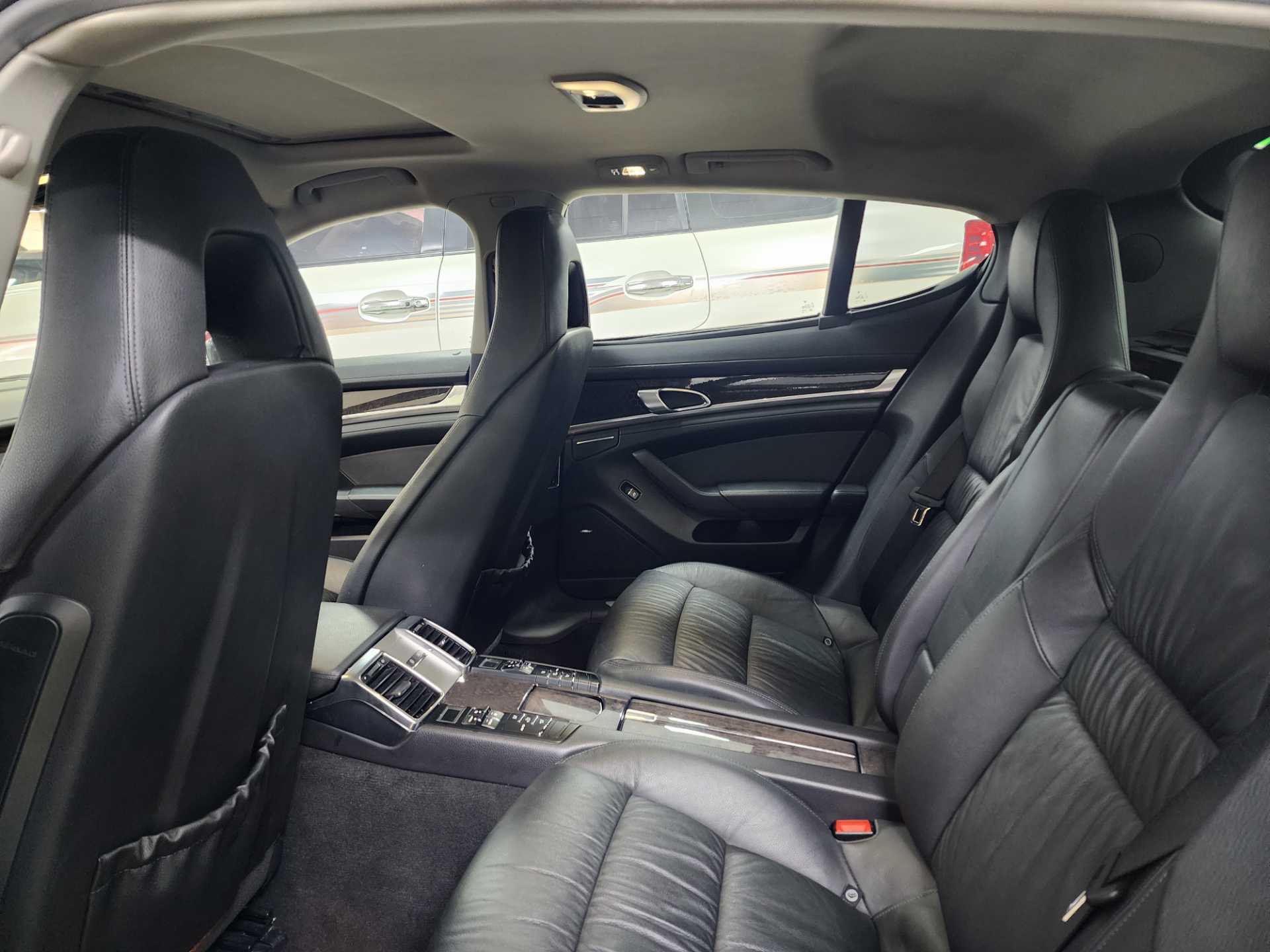 Porsche Panamera 2013