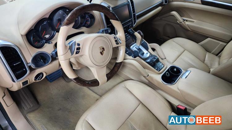 Porsche Cayenne 2012