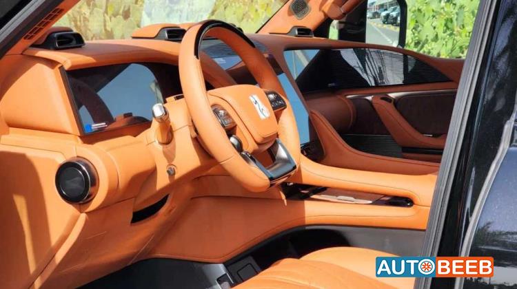 BYD Yangwang U8 2024