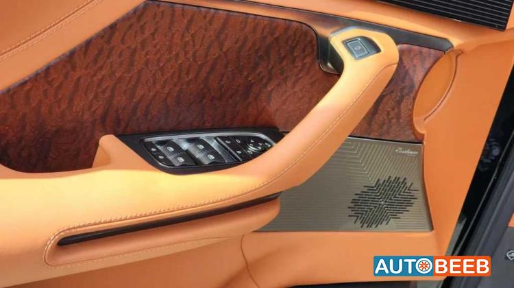 BYD Yangwang U8 2024