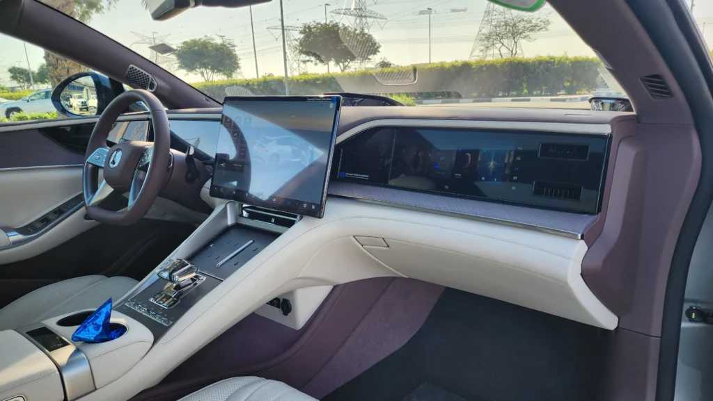 بي واي دي دينزا زد9 2024