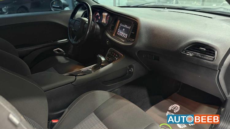 Dodge Challenger 2021