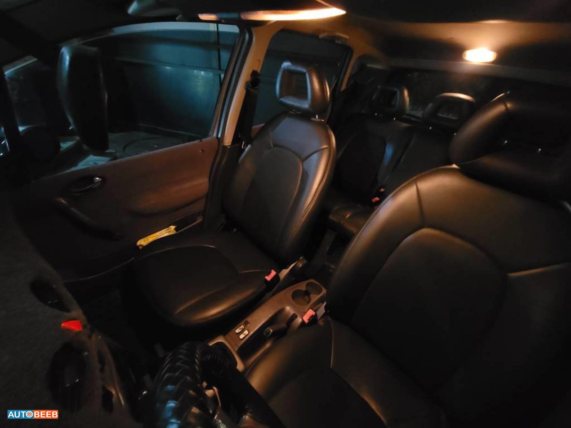 مرسيدس بنز A140 1999