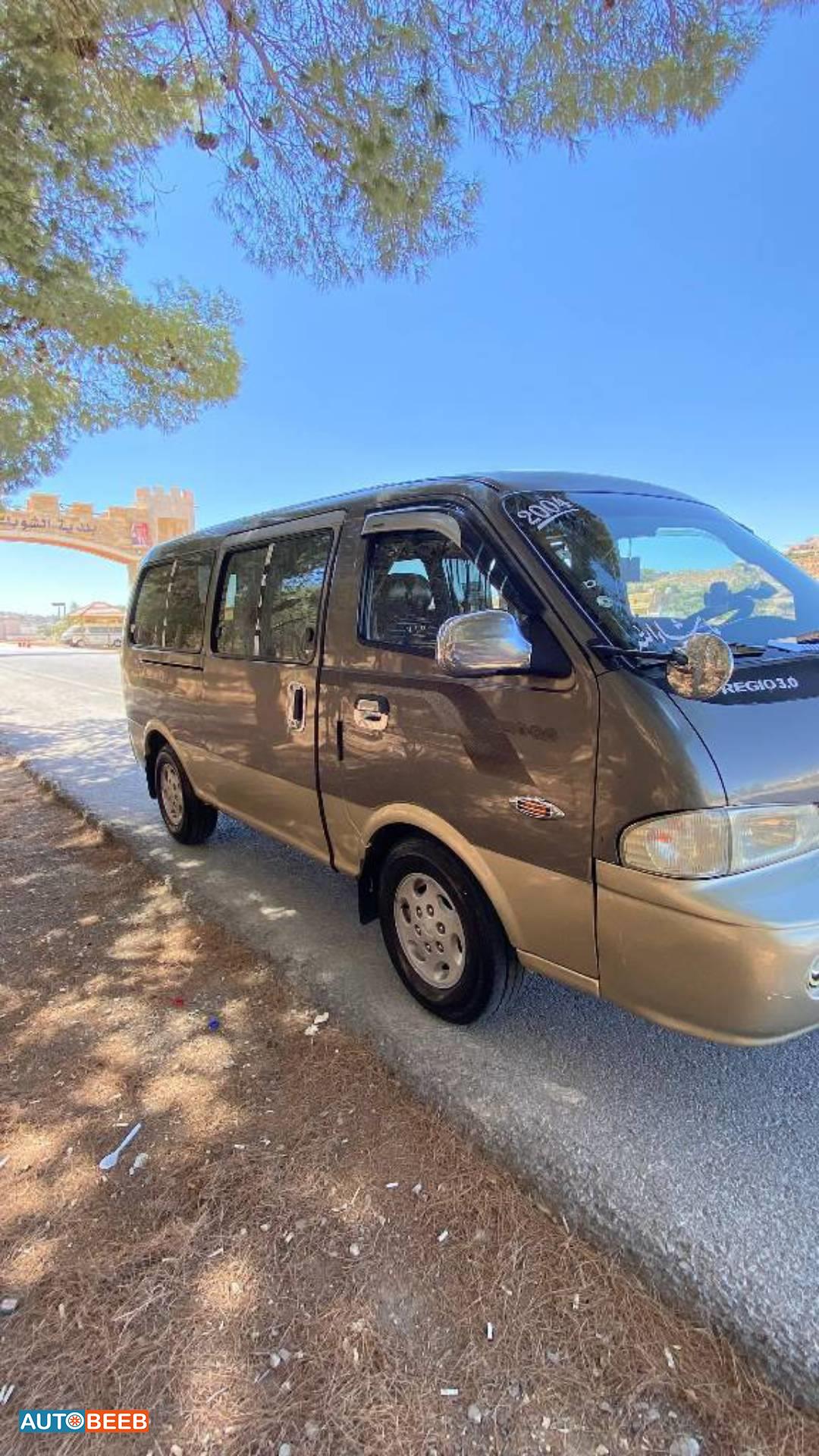 Minibus KIA 2004